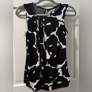 Worthington Pleated Front Black/Yellow/White Sleeveless Top 
(Size: Small)
